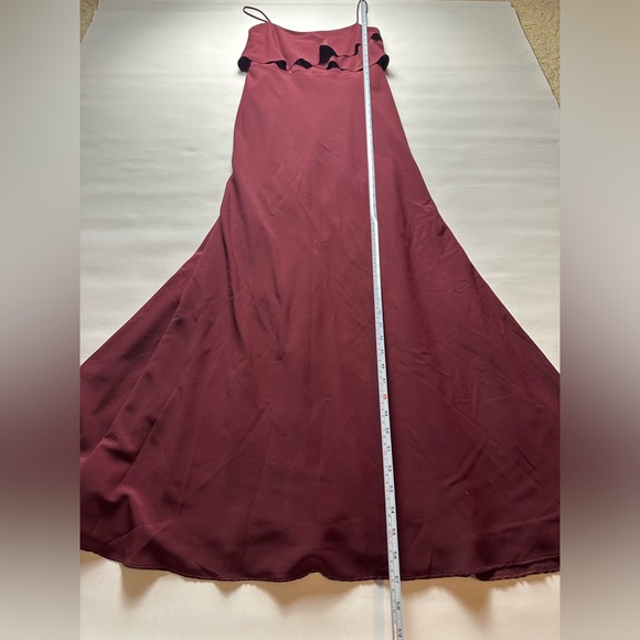 Jenny Yoo - Blake burgundy gown. Spaghetti straps, layered, flowy. Size 4. - Picture 5 of 9
